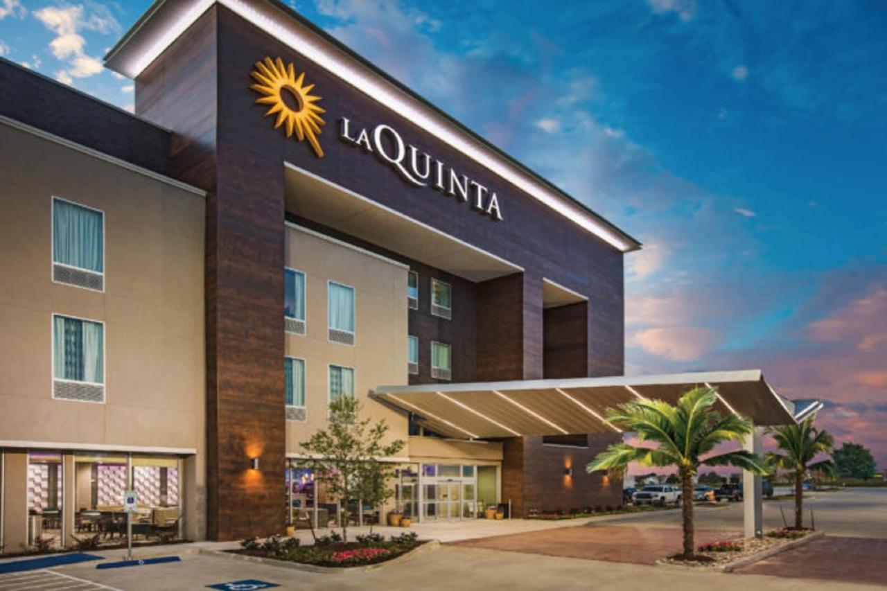 La Quinta Inn & Suites By Wyndham Manassas, Va- Dulles Airport Exterior photo